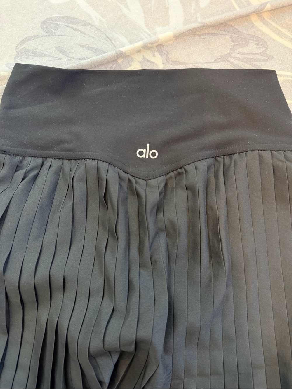 ALO Yoga Black Pleated Skater Skirt with Logo